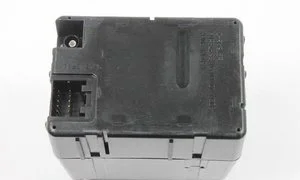 Módulo / Receptor de Entrada sin Llave Mopar 5026535AJ