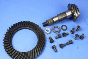 Corona y Piñón de Diferencial Mopar 68035568AA
