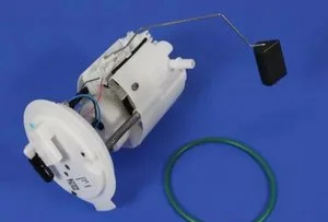 Ensamblaje de Bomba de Combustible y Carcasa Mopar 68065575AC